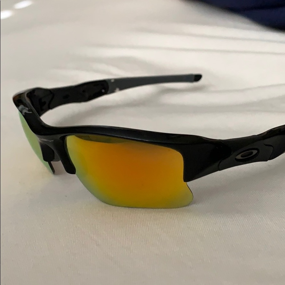 Sun glasses